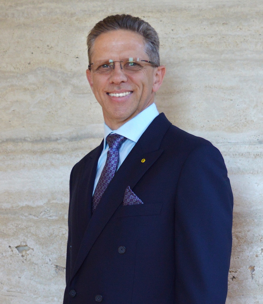 Head Shot HR Curtis Ruhnau 1